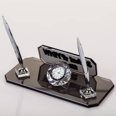 Delos Masa İsimliği Gümüş Kalemli Ofis Hediyesi Masaüstü İsimlik Kristal Cam Ofis Masa İsimlik - 3